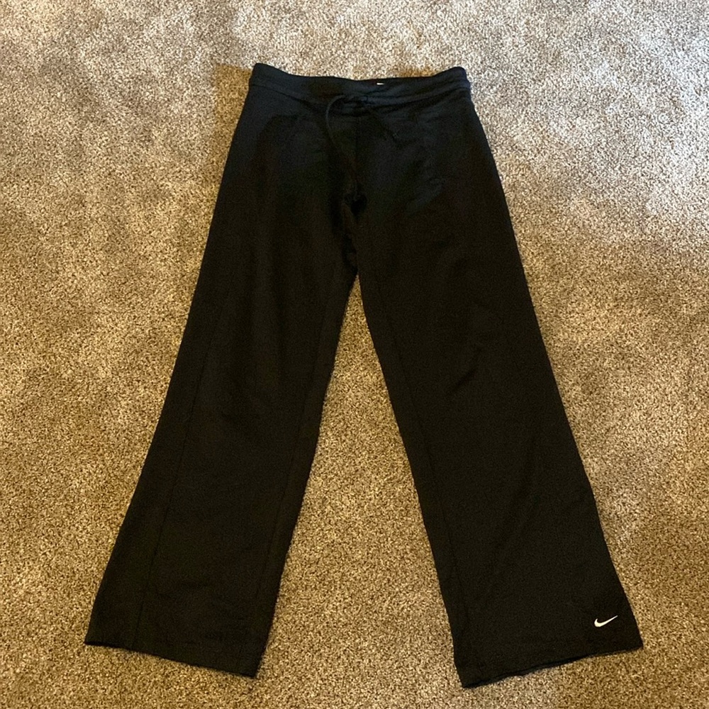 Nike small joggers